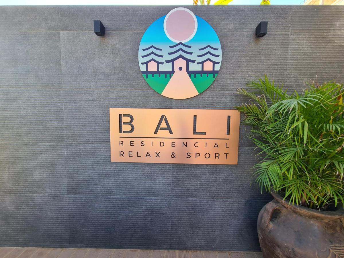 Residence Bali Torrevieja Kültér fotó